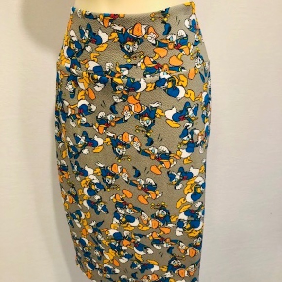LuLaRoe Dresses & Skirts - DISNEY LulaRoe Women's Cassie Gray Donald Duck Skirt